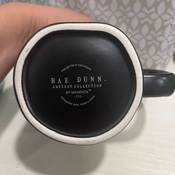 Eek! Halloween coffee mug - Picture 3 of 3